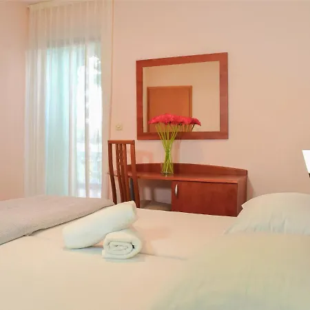 Matilde Beach Resort-7 *